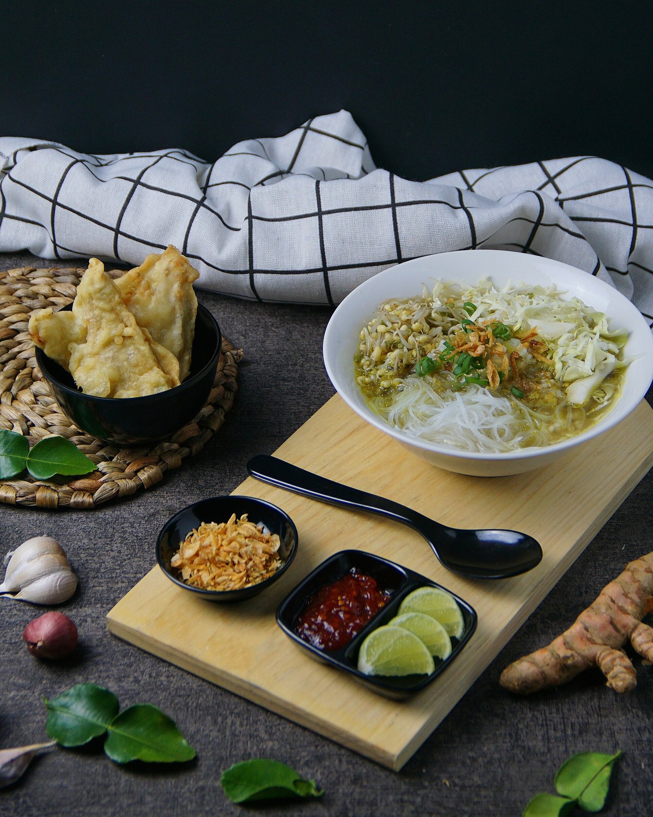 Coto Makassar — traditional Indonesia dish