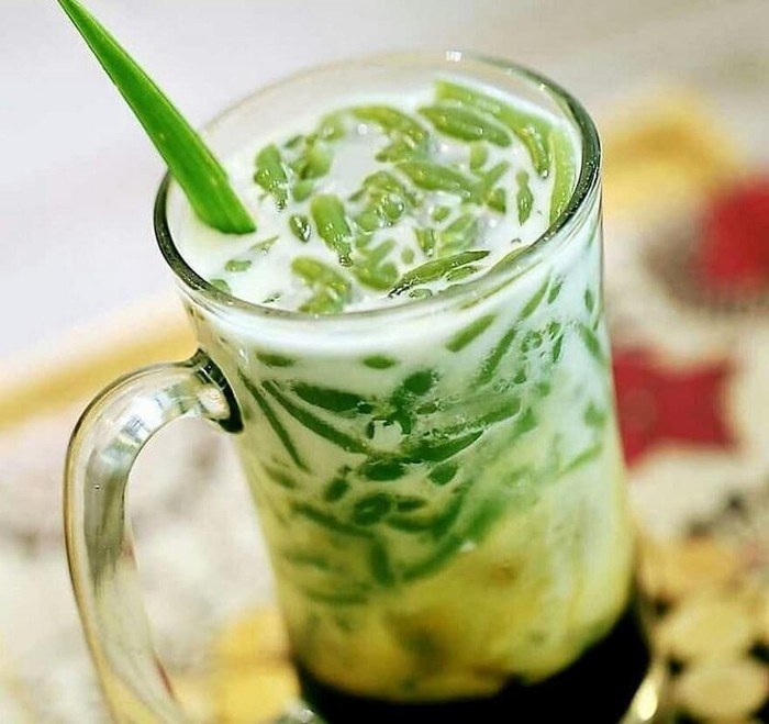 Authentic Dawet Ayu Ice from Indonesia — traditional Indonesian drink with step-by-step cooking instructions