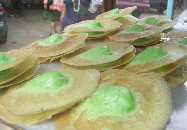 Authentic Kue Ape: Betawi Thin Pancake from Betawi, Jakarta