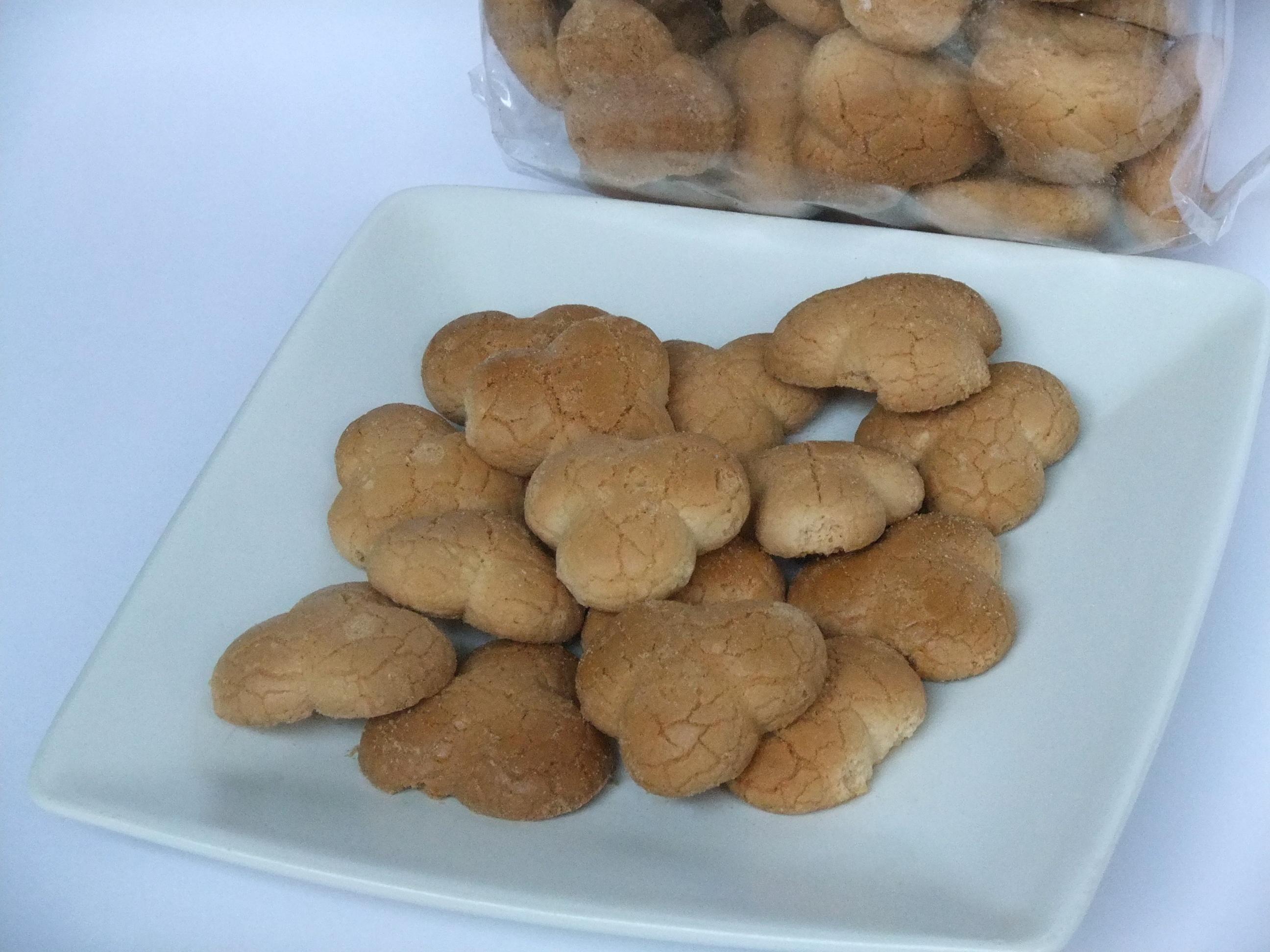 Authentic Kue Bangkit: Sago Flour Cookie from Central Java