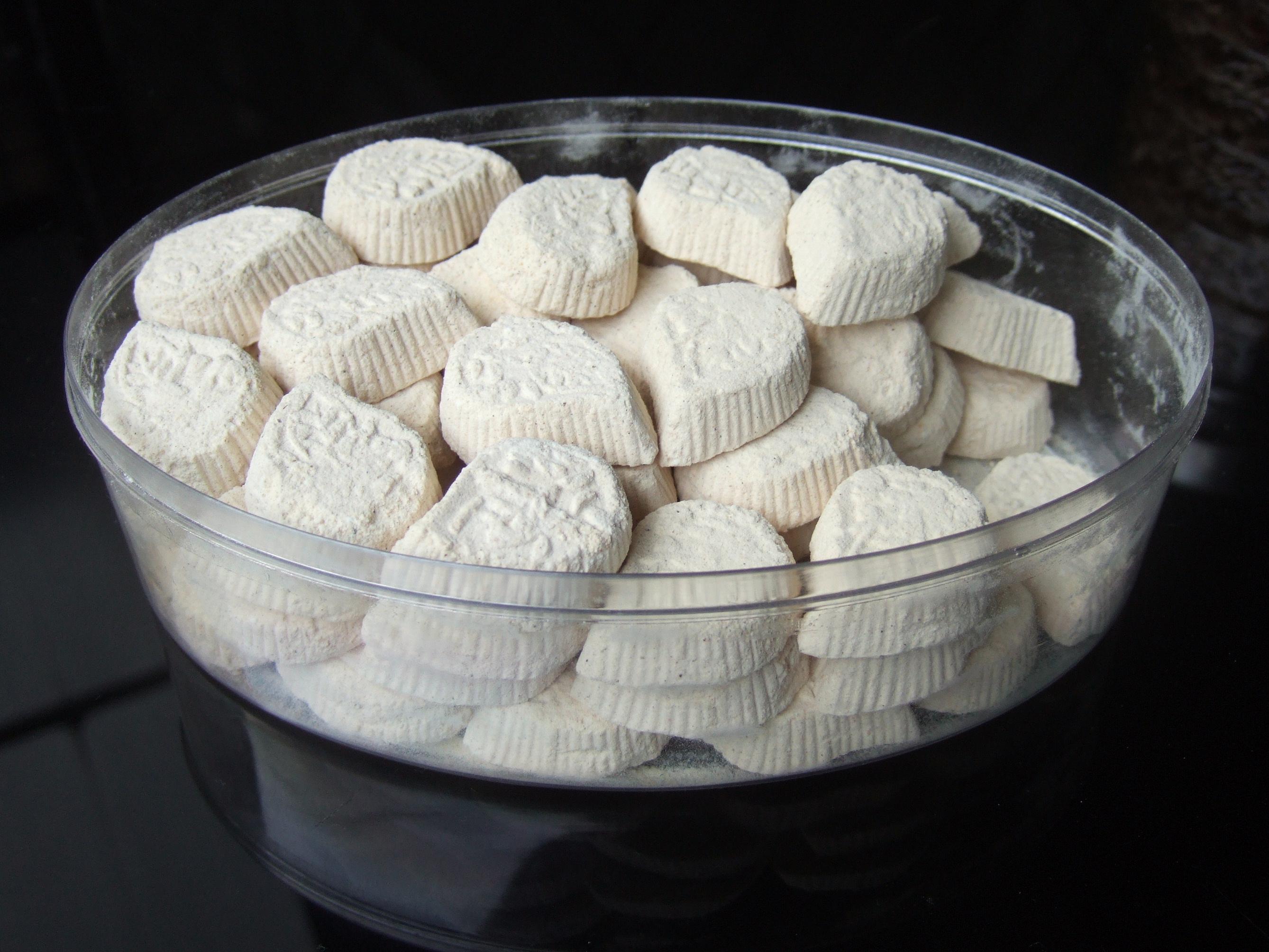 Authentic Kue Satu: White Mung Bean Cookie from Java