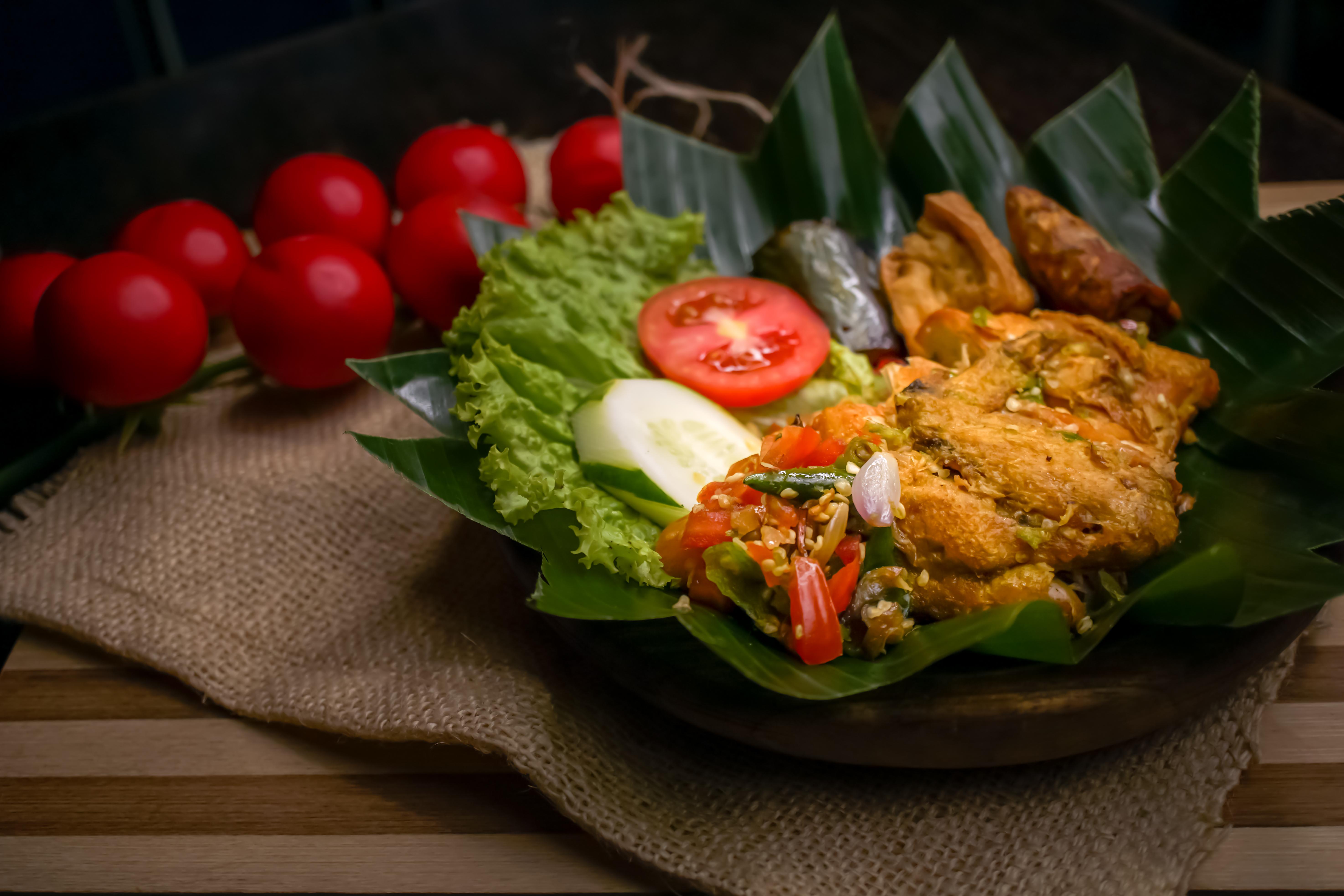 Authentic Smashed Chicken Rice from Indonesia — traditional Indonesian main dish with step-by-step cooking instructions