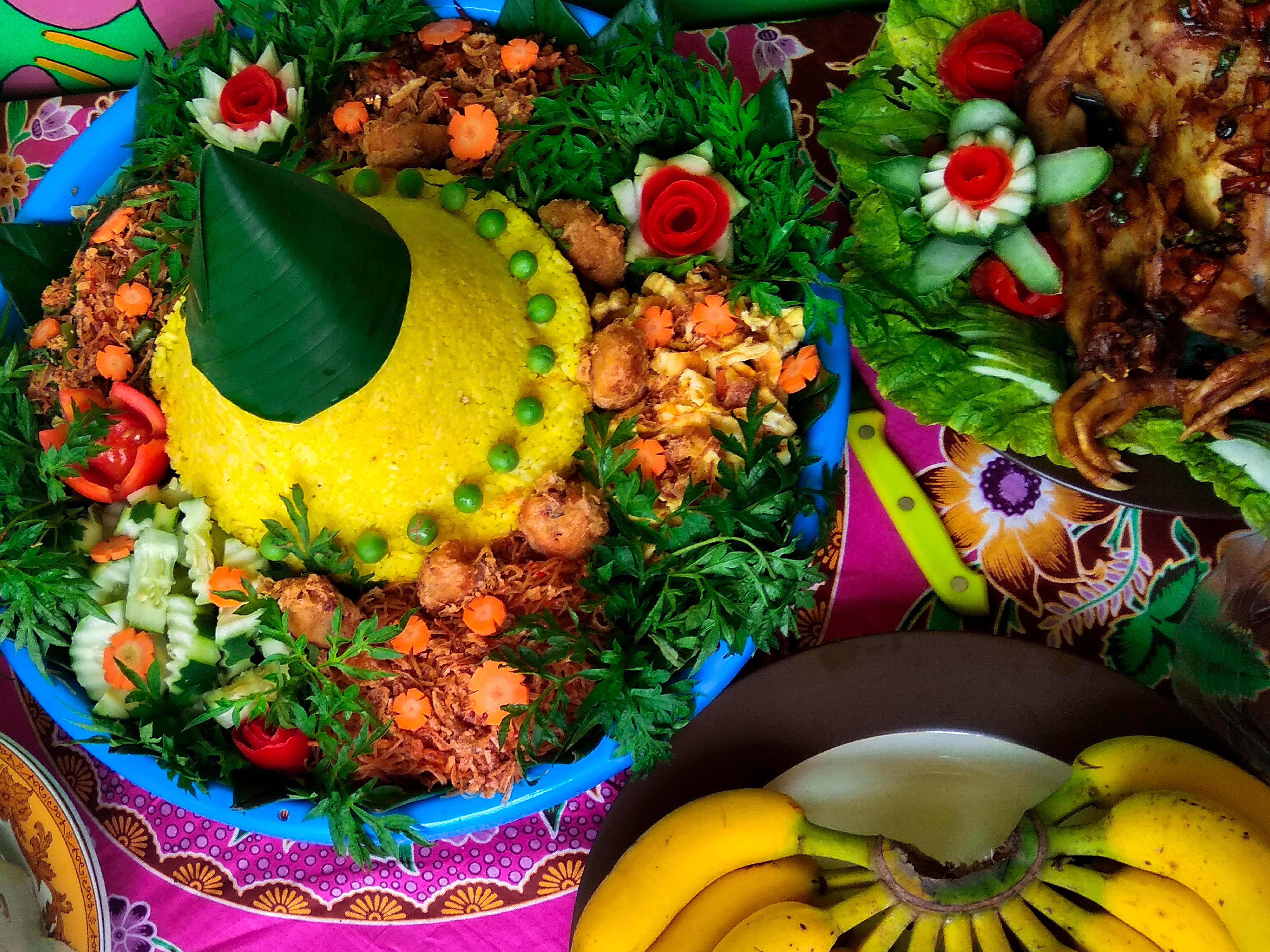 Authentic Premium Yellow Rice from Indonesia — traditional Indonesian main dish with step-by-step cooking instructions