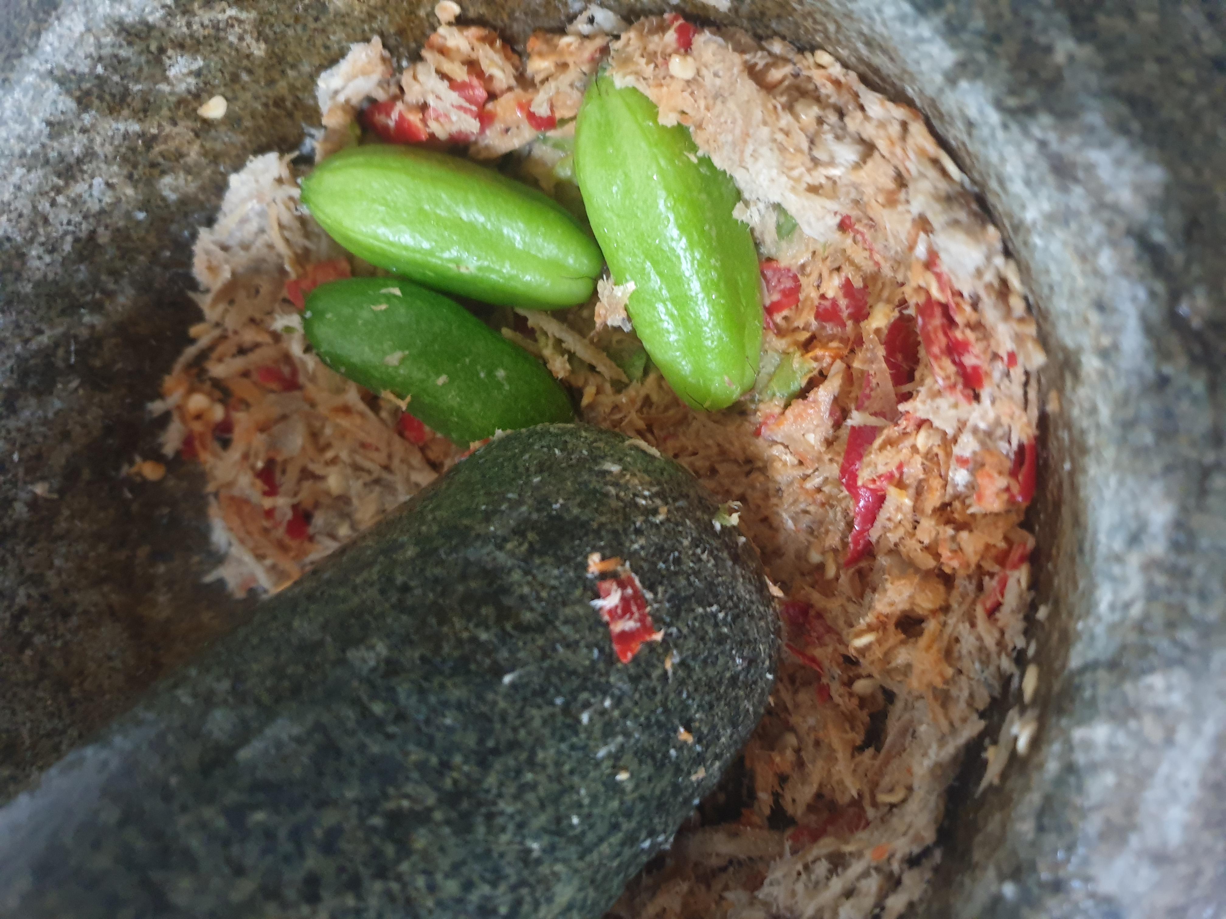 Authentic Herb Rice from Indonesia — traditional Indonesian main dish with step-by-step cooking instructions